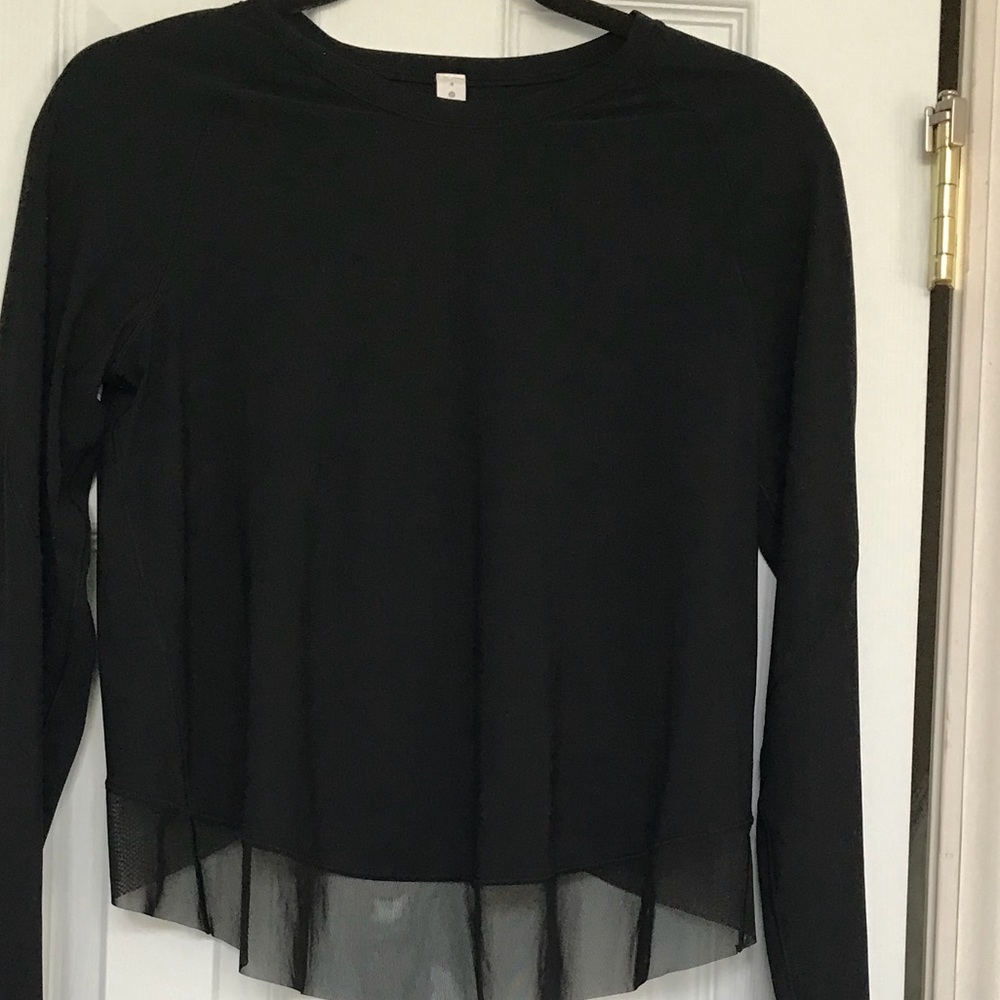 Lululemon top